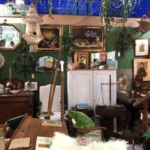 Meet your Posher, Izzy